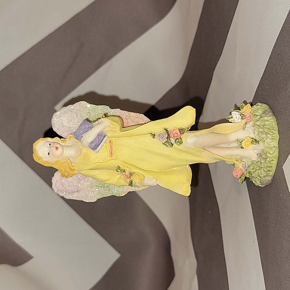 Angel figurine